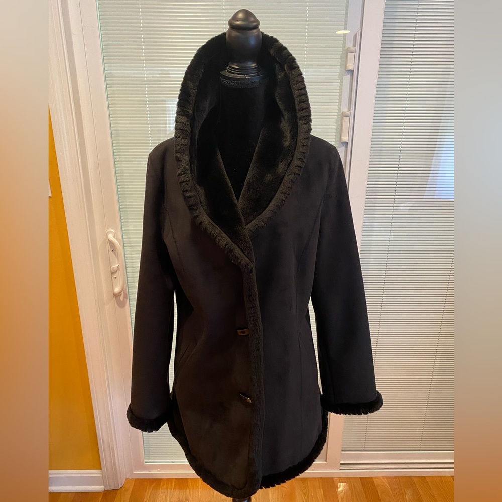 Jones New York Black Teddy Jacket Cozy and Chic
